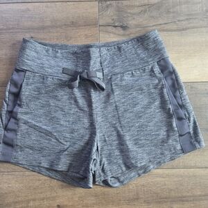Athleta Metro Downtown 3.5" Shorts In Gray